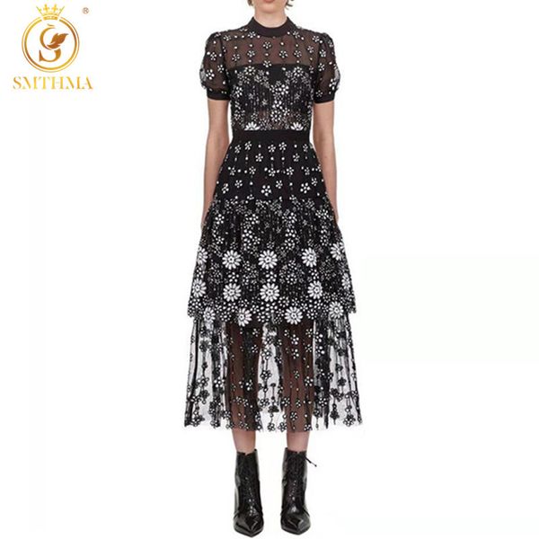 luxury runway summer dress women embroidery lace dress round collor short sleeve female black flower midi 210520, Black;gray
luxury runway summer dress women embroidery lace dress round collor short sleeve female black flower midi 210520, Black;gray