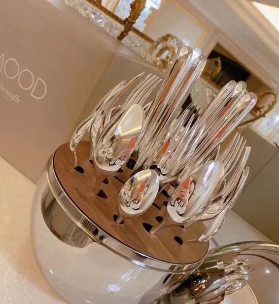 2021 egg dinner stainless steel tableware luxury cutlery set vintage quality knife fork dining western
2021 egg dinner stainless steel tableware luxury cutlery set vintage quality knife fork dining western