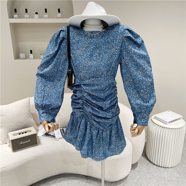 summer female 2021 niche floral fashion design bubble plied sweet sleeve plissado dress, Black;gray
summer female 2021 niche floral fashion design bubble plied sweet sleeve plissado dress, Black;gray