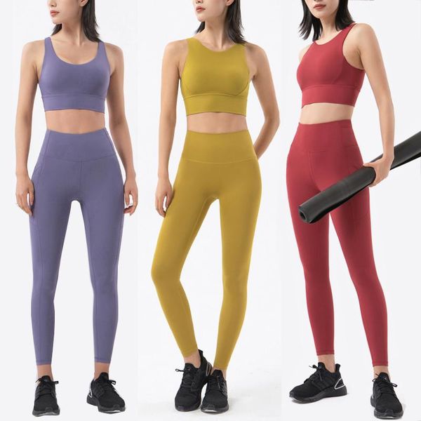 yoga outfit 2021 women set fitness sportswear seamless stretch soft sports suit gym clothes workout bra pocket leggings tracksuit
yoga outfit 2021 women set fitness sportswear seamless stretch soft sports suit gym clothes workout bra pocket leggings tracksuit