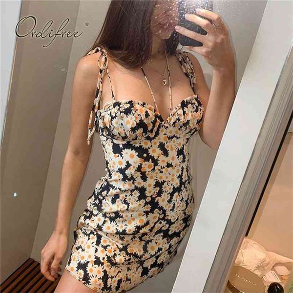 summer women floral mini dress spaghetti strap vintage slim short vocation beach 210513, Black;gray
summer women floral mini dress spaghetti strap vintage slim short vocation beach 210513, Black;gray