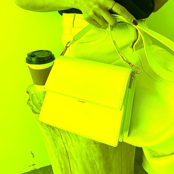 original brand handbags 2021 fashion messenger bag shoulder square underarm dual-use bags
original brand handbags 2021 fashion messenger bag shoulder square underarm dual-use bags