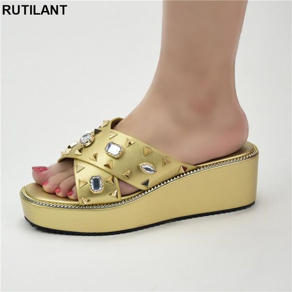 dress shoes high heels ladies italian women wedding decorated with rhinestone open toe shoe luxery, Black
dress shoes high heels ladies italian women wedding decorated with rhinestone open toe shoe luxery, Black