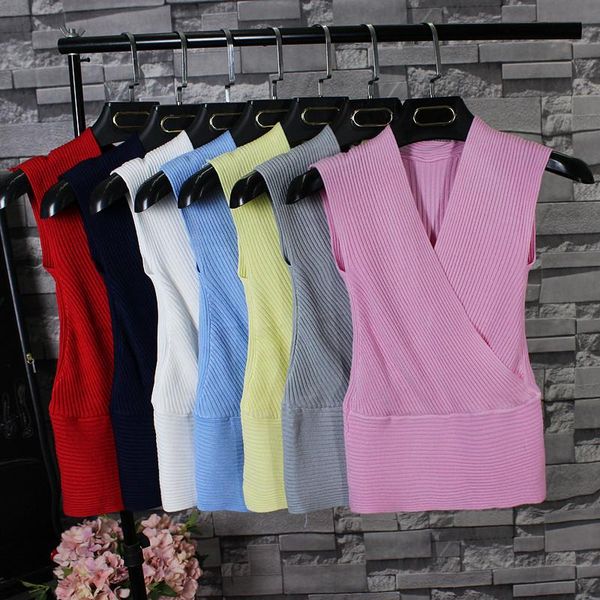 women's vests women 2021 deep v neck cropped knitted vest sweater vintage stretchy slim female chic ladies elegant, Black;white
women's vests women 2021 deep v neck cropped knitted vest sweater vintage stretchy slim female chic ladies elegant, Black;white