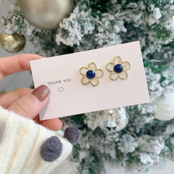 fashion korean stud earrings for women blue crystal flower small geometric gold wedding 2021 kolczyki jewelry, Golden;silver
fashion korean stud earrings for women blue crystal flower small geometric gold wedding 2021 kolczyki jewelry, Golden;silver