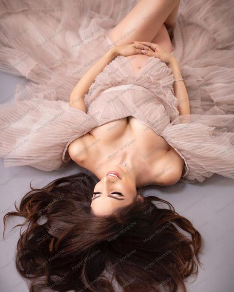 est bridal long pleated tulle maternity robes for women po shoot front open sweetheart off shoulder sheer dresses casual, Black;gray
est bridal long pleated tulle maternity robes for women po shoot front open sweetheart off shoulder sheer dresses casual, Black;gray