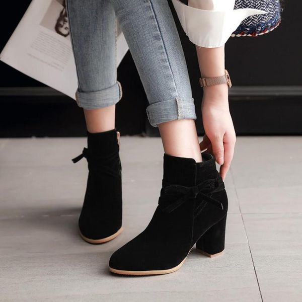 boots big size 1 ma'am coarse heel short pure color boot barrel suede high-heeled, Black
boots big size 1 ma'am coarse heel short pure color boot barrel suede high-heeled, Black