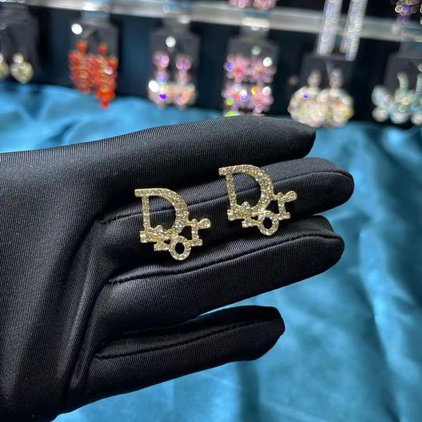 exaggerated style d home high version full diamond inlaid letters temperament earrings female, Golden
exaggerated style d home high version full diamond inlaid letters temperament earrings female, Golden
