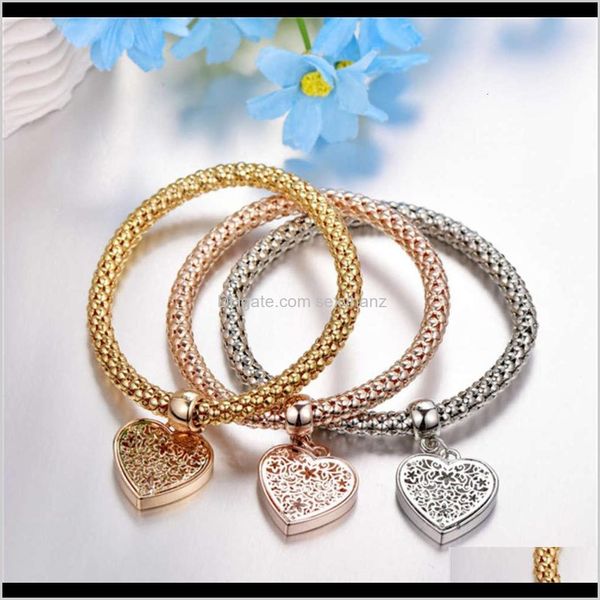 other bracelets drop delivery 2021 alloy elastic diamond love pendant three color corn chain set peach heart bracelet jewelry 0xmrg, Golden;silver
other bracelets drop delivery 2021 alloy elastic diamond love pendant three color corn chain set peach heart bracelet jewelry 0xmrg, Golden;silver