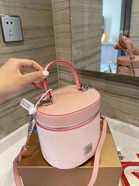 2021 boutique fashion bucket bags designer handbag cross slung shoulder bag ladies cosmetics store shopping wallet895
2021 boutique fashion bucket bags designer handbag cross slung shoulder bag ladies cosmetics store shopping wallet895