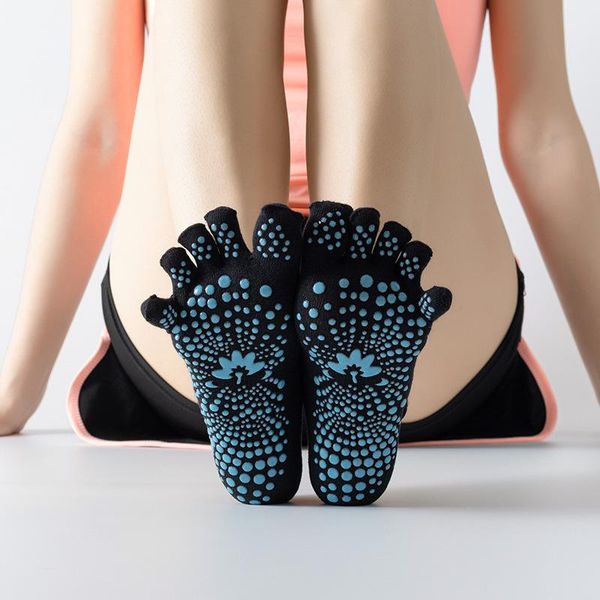 split toe yoga socks anti skid gym floor sports solid color women stretchy breathable quick dry lounge premium comfy, Black
split toe yoga socks anti skid gym floor sports solid color women stretchy breathable quick dry lounge premium comfy, Black
