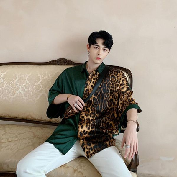 men's casual shirts 2021 summer vintage leopard patchwork oversize men with small bag nightclub dj singer punk silk shirt stage costume, White;black
men's casual shirts 2021 summer vintage leopard patchwork oversize men with small bag nightclub dj singer punk silk shirt stage costume, White;black