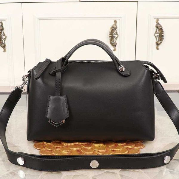 favorite women cowdie crossbody handbag pillow handbag wide interior and lining ladies clutch genuine leather shoulder strap bag
favorite women cowdie crossbody handbag pillow handbag wide interior and lining ladies clutch genuine leather shoulder strap bag