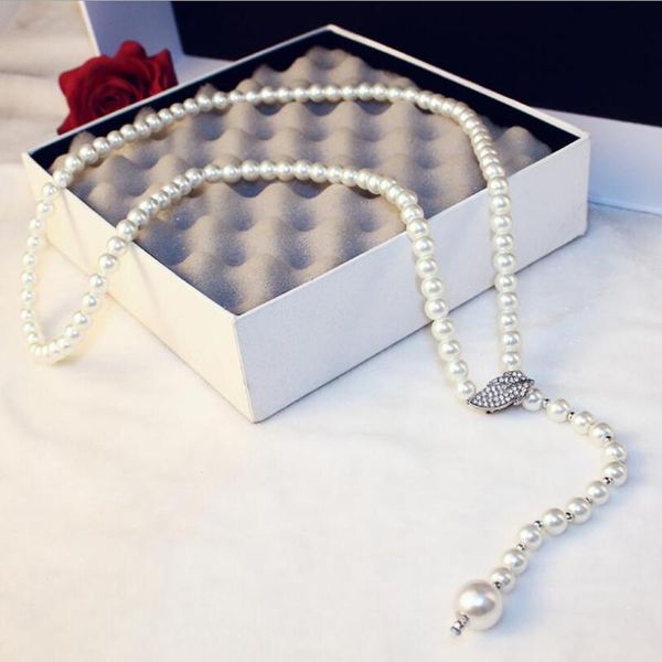 pendant necklaces 2021 beads imitate shiny pearl sweater chain necklace fashion zircon simulated long for women jewelry, Silver
pendant necklaces 2021 beads imitate shiny pearl sweater chain necklace fashion zircon simulated long for women jewelry, Silver