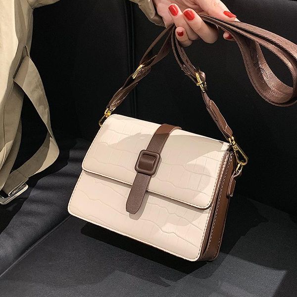 shoulder bags niche design senior retro bag female 2021 fashion messenger -selling square underarm width: 20cm
shoulder bags niche design senior retro bag female 2021 fashion messenger -selling square underarm width: 20cm