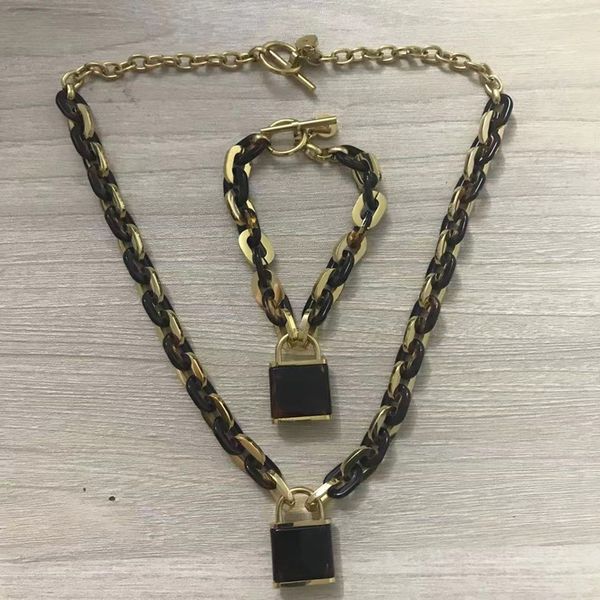 designer jewelry necklaces luxury gold chain for men women locket custom pendants acrylic crude figaro hip hop punk rock personality fashion, Silver
designer jewelry necklaces luxury gold chain for men women locket custom pendants acrylic crude figaro hip hop punk rock personality fashion, Silver