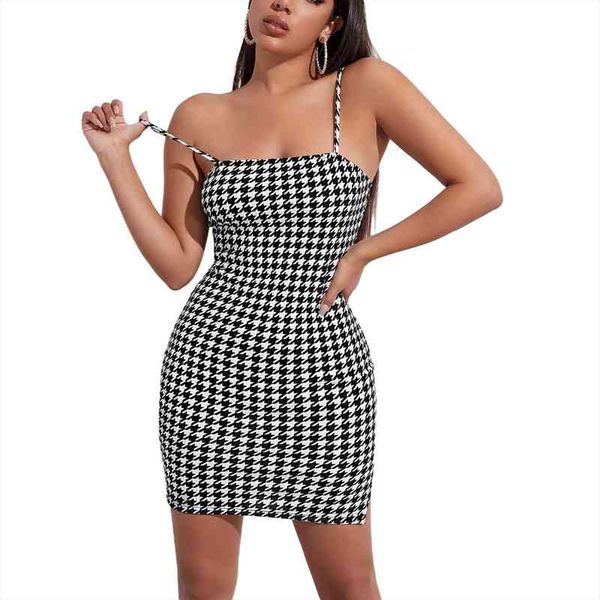 style womens summer suspender mini dress ladies elegant fashion plaid backless slim split short dress, Black;gray
style womens summer suspender mini dress ladies elegant fashion plaid backless slim split short dress, Black;gray