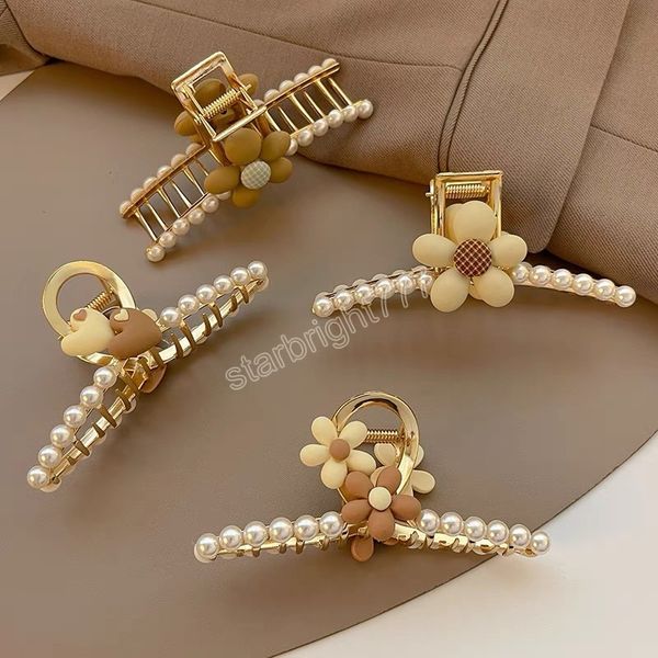 metal cilps large hair claw barrettes for women fashion girl flowers headwear hair accessories, Slivery;white
metal cilps large hair claw barrettes for women fashion girl flowers headwear hair accessories, Slivery;white