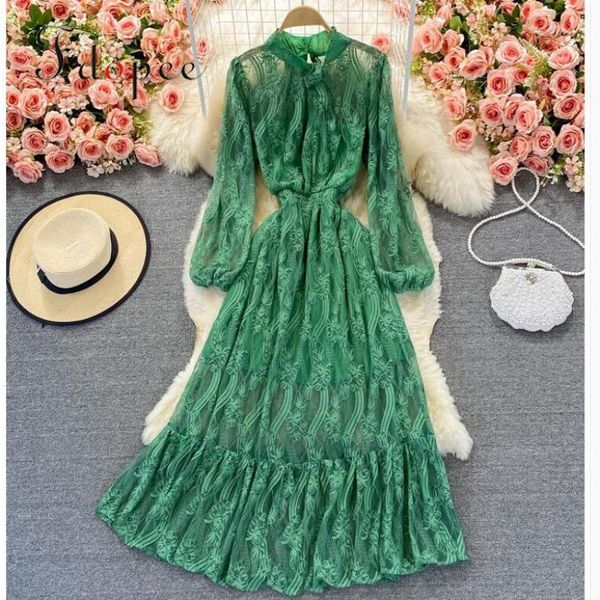 casual dresses elegant dress autumn fashion streetwear high waist bubble sleeve stand collar lace women pure color vestidos, Black;gray
casual dresses elegant dress autumn fashion streetwear high waist bubble sleeve stand collar lace women pure color vestidos, Black;gray