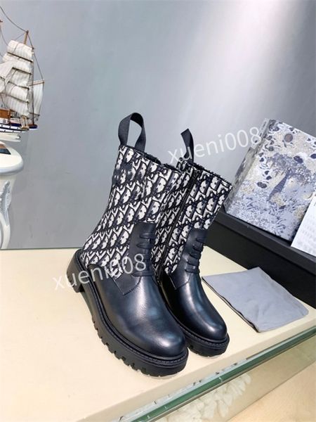 2022 boots monerffi fashion european style black ankle flats round toe lace-up woman platform patent leather shoes rx211119
2022 boots monerffi fashion european style black ankle flats round toe lace-up woman platform patent leather shoes rx211119