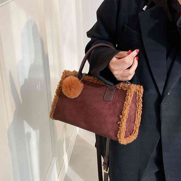 winter wool bag 2021 nizi with lamb women's fashion hand single shoulder messenger, Black;red
winter wool bag 2021 nizi with lamb women's fashion hand single shoulder messenger, Black;red