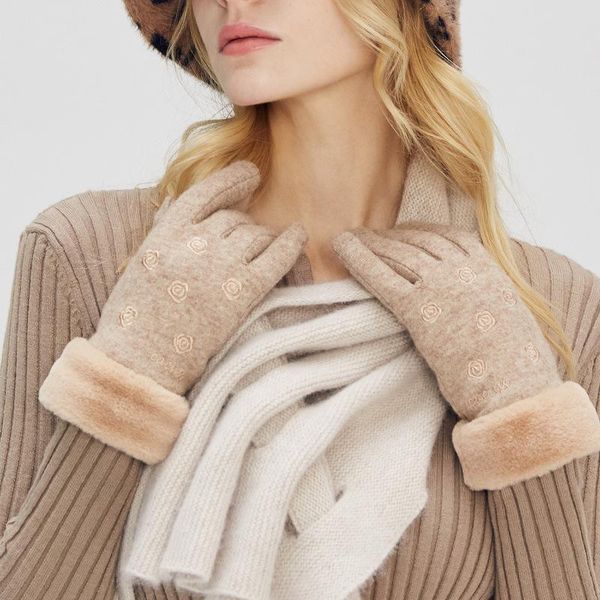 sports gloves fleece warm flowers embroidery tide wristband windproof women winter outdoor riding driving plus, Black
sports gloves fleece warm flowers embroidery tide wristband windproof women winter outdoor riding driving plus, Black