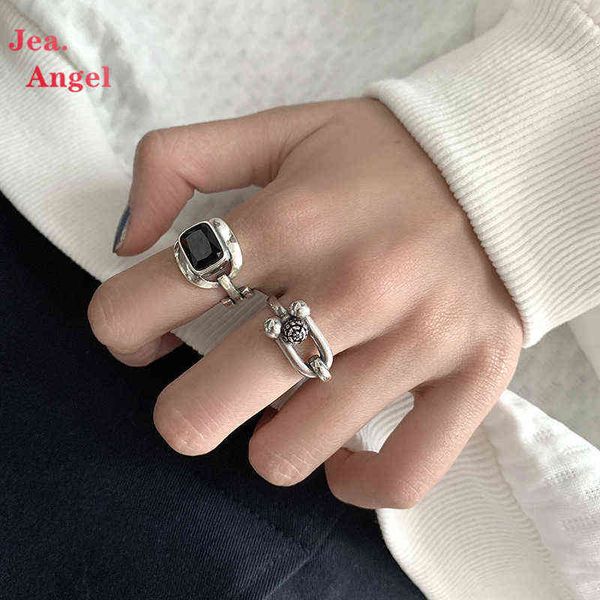 jea.angel 925 silver hip-hop rock black zircon hollow out open rings new fashion creative for women couples party jewelry gifts g1125, Slivery;golden
jea.angel 925 silver hip-hop rock black zircon hollow out open rings new fashion creative for women couples party jewelry gifts g1125, Slivery;golden