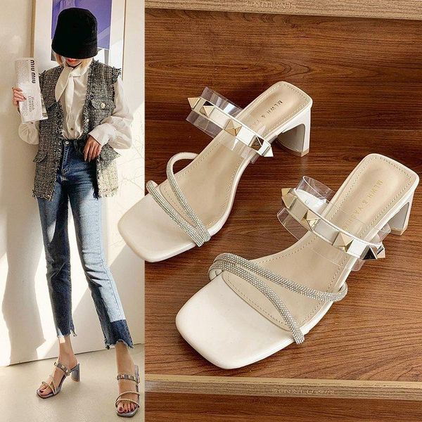 slippers 2021 woman shoes summer all-match thick heel sandals fashion rhinestone open toe single shallow, Black
slippers 2021 woman shoes summer all-match thick heel sandals fashion rhinestone open toe single shallow, Black