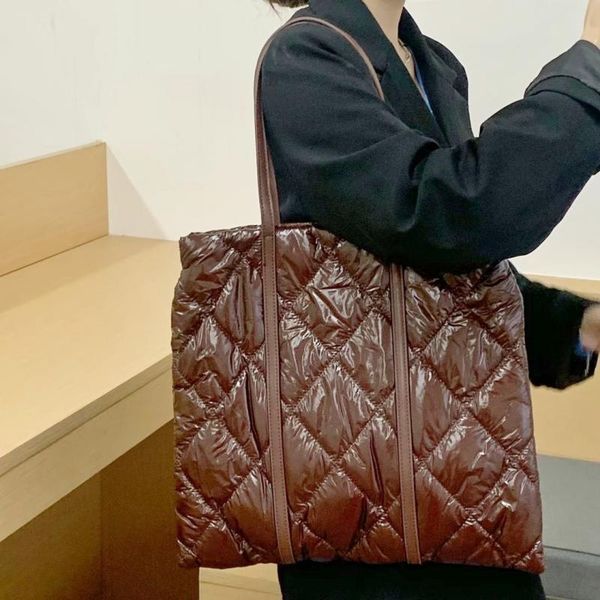 evening bags casual lingge quilted padded tote bag designer women shoulder waterproof nylon down cotton handbags big shopper purses 2021
evening bags casual lingge quilted padded tote bag designer women shoulder waterproof nylon down cotton handbags big shopper purses 2021