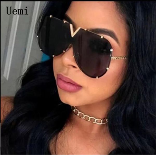 sunglasses fashion modern oversized for women men with v vintage big frame retro luxury designer sun glasses uv400 eyewear, White;black
sunglasses fashion modern oversized for women men with v vintage big frame retro luxury designer sun glasses uv400 eyewear, White;black