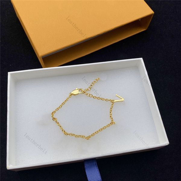 diamond inlay bracelets flower pattern pendant bangle exquisite gold plated bangles simple design letter bracelet, Golden;silver
diamond inlay bracelets flower pattern pendant bangle exquisite gold plated bangles simple design letter bracelet, Golden;silver