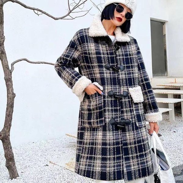 women's wool & blends overcoat winter loose plaid horn button korean style lapel temperament commute fur coat women abrigos mujer, Black
women's wool & blends overcoat winter loose plaid horn button korean style lapel temperament commute fur coat women abrigos mujer, Black