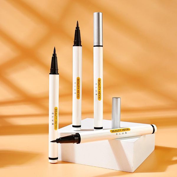 eyeliner waterproof, anti sweat, quick dry, no dizzy makeup, smooth beginner's eye liner.
eyeliner waterproof, anti sweat, quick dry, no dizzy makeup, smooth beginner's eye liner.