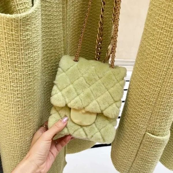 new fashion small square bag chain diagonal cross hairy mobile phone female
new fashion small square bag chain diagonal cross hairy mobile phone female