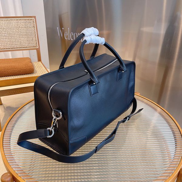 designer shoulder bags totes handbags tote handbag crossbody bag fashion genuine leather luxury shopping with the original box size 48*17*27
designer shoulder bags totes handbags tote handbag crossbody bag fashion genuine leather luxury shopping with the original box size 48*17*27