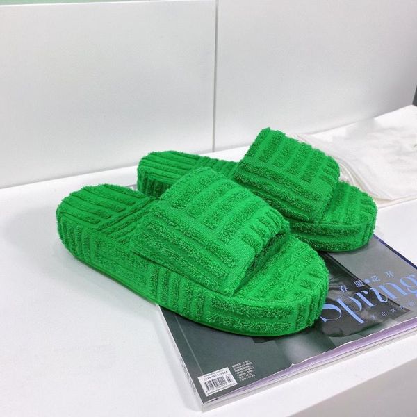slippers women's 2021 hairy slippers, wear green towels, all-match shoes, thick-soled fashion flip-flops, Black
slippers women's 2021 hairy slippers, wear green towels, all-match shoes, thick-soled fashion flip-flops, Black