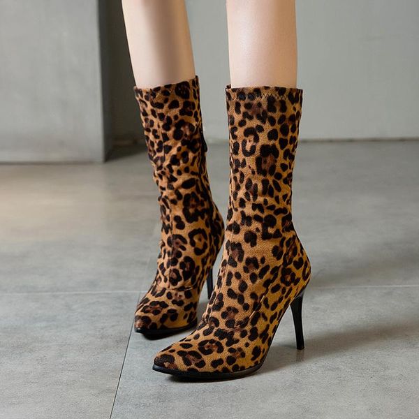 boots soft flock women autumn pointed toe mid-calf high heels short lady black white leopard shoes ladies
boots soft flock women autumn pointed toe mid-calf high heels short lady black white leopard shoes ladies