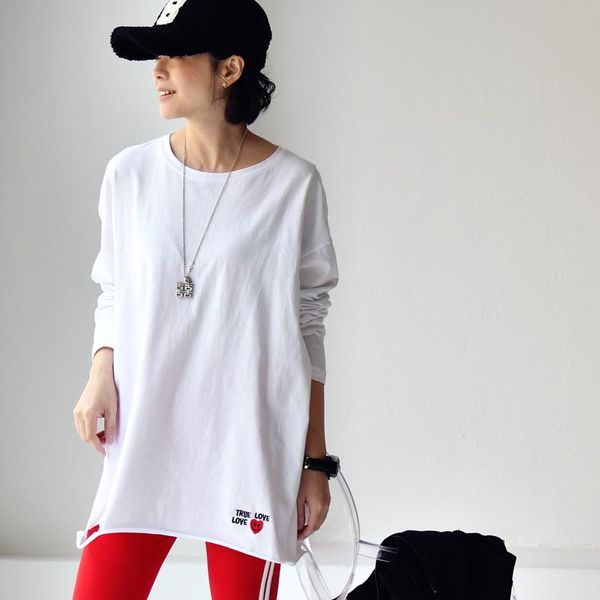 women's t-shirt micoco t7705c leisure literature and art comfortable cotton monogrammed embroidered round neck with long sleeves, White
women's t-shirt micoco t7705c leisure literature and art comfortable cotton monogrammed embroidered round neck with long sleeves, White