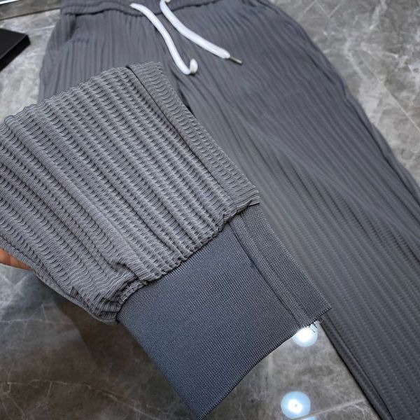 2021 fashion high-end custom summer new ultra-thin leather design casual pants, Black
2021 fashion high-end custom summer new ultra-thin leather design casual pants, Black
