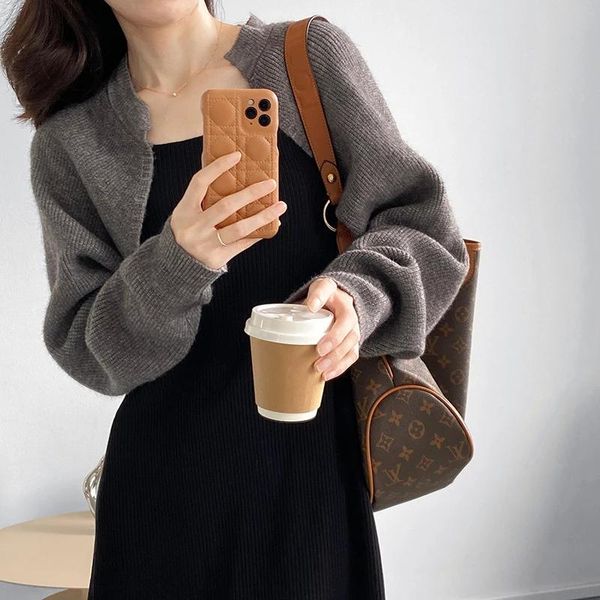 women's knits & tees vintage loose lantern sleeve knitted cardigan korean style women thickened shawl sweater outwear 2021 autumn, White 
women's knits & tees vintage loose lantern sleeve knitted cardigan korean style women thickened shawl sweater outwear 2021 autumn, White