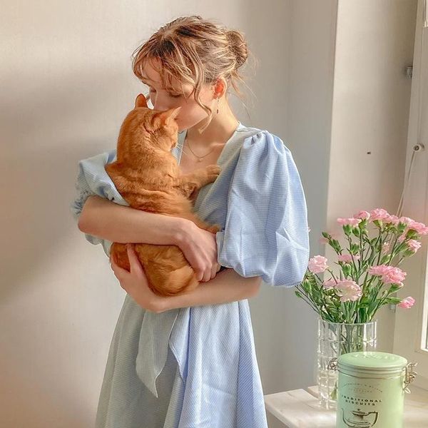 casual dresses 2021 summer style women's fashion puff sleeve v-neck low-cut temperament dress women show slim, Black;gray
casual dresses 2021 summer style women's fashion puff sleeve v-neck low-cut temperament dress women show slim, Black;gray