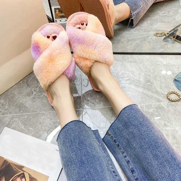women's soft faux leather slippers comfortable warm indoor house slides fluffy furry non-slip platform shoes for women, Black
women's soft faux leather slippers comfortable warm indoor house slides fluffy furry non-slip platform shoes for women, Black