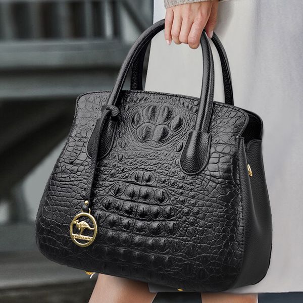 luxury bag handbags designer letter pu leather women shoulder bags high capacity ladies crossbody bag fashion casual female
luxury bag handbags designer letter pu leather women shoulder bags high capacity ladies crossbody bag fashion casual female