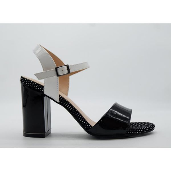 dress shoes spring women glossy black leather white mosaic metal buckles temperament wave point pattern comfortable sandals thick
dress shoes spring women glossy black leather white mosaic metal buckles temperament wave point pattern comfortable sandals thick