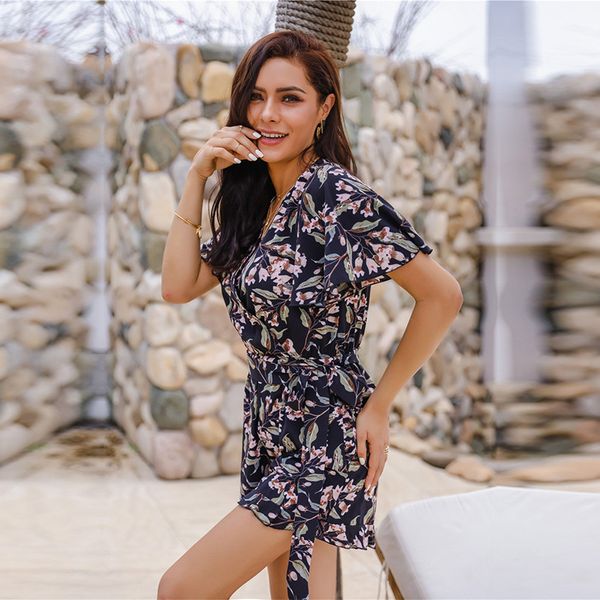 playsuits for ladies spring summer v neck flying sleeve all match chic new women's playsuit with waistband big floral print 210413, Black;white
playsuits for ladies spring summer v neck flying sleeve all match chic new women's playsuit with waistband big floral print 210413, Black;white