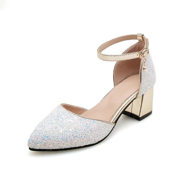 spring and summer style with thick heel fashion sequins size code 31-43 buckle hollow sandals tide 18512, Black
spring and summer style with thick heel fashion sequins size code 31-43 buckle hollow sandals tide 18512, Black