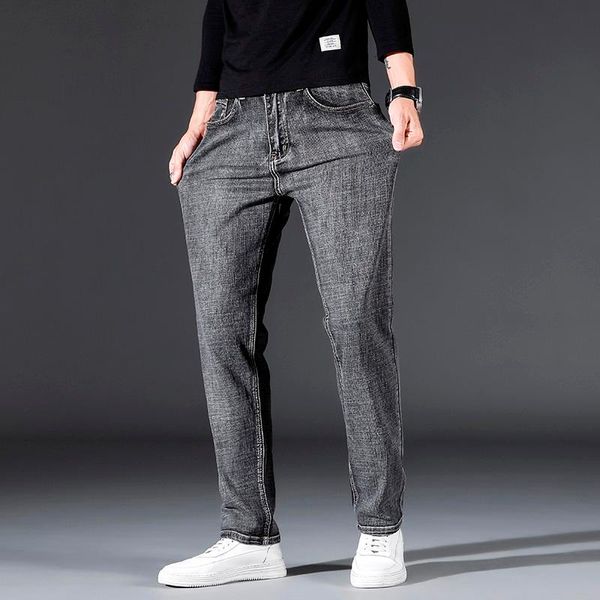 men's jeans 2021 straight blue fashion casual cotton fabric elastic loose denim pants male brand trousers
men's jeans 2021 straight blue fashion casual cotton fabric elastic loose denim pants male brand trousers