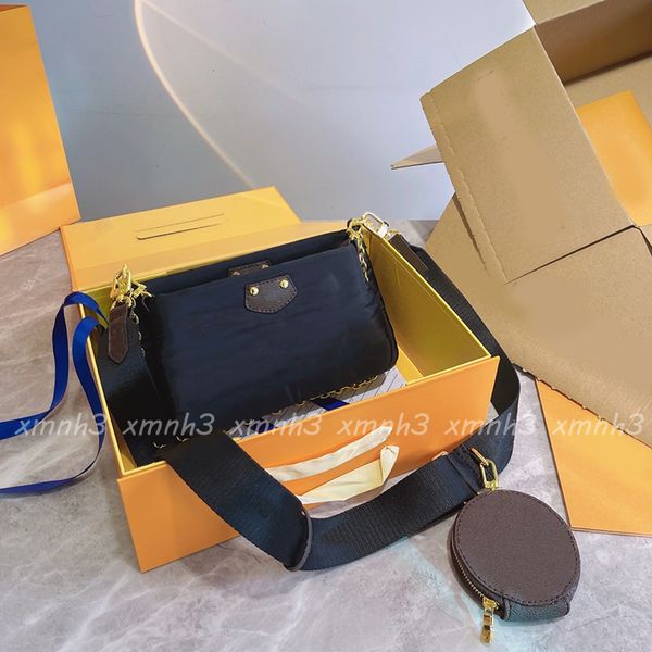 designer three-in-one messenger bags men's fashion shoulder bag woman high-quality coin purse
designer three-in-one messenger bags men's fashion shoulder bag woman high-quality coin purse