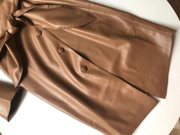 women's leather & faux pu long jacket sleeve turn-down collar slim coat with belt 2021 autumn winter, Black
women's leather & faux pu long jacket sleeve turn-down collar slim coat with belt 2021 autumn winter, Black