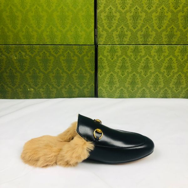 designer winter men women fur slippers princeton loafers warm wool slides male half slipper with authentic soft cowhide flat bottom metal bu, Black
designer winter men women fur slippers princeton loafers warm wool slides male half slipper with authentic soft cowhide flat bottom metal bu, Black
